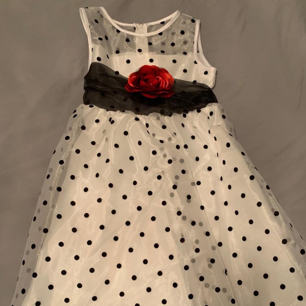 NWT GIRLS BLACK/WHITE POLKA DOT DRESS SIZE 6